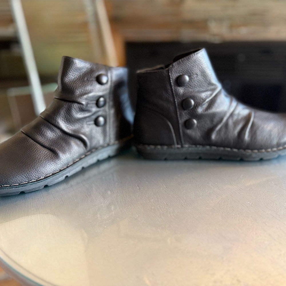 Clarks - Janice Verne, Ankle Boots - Picture 8 of 10
